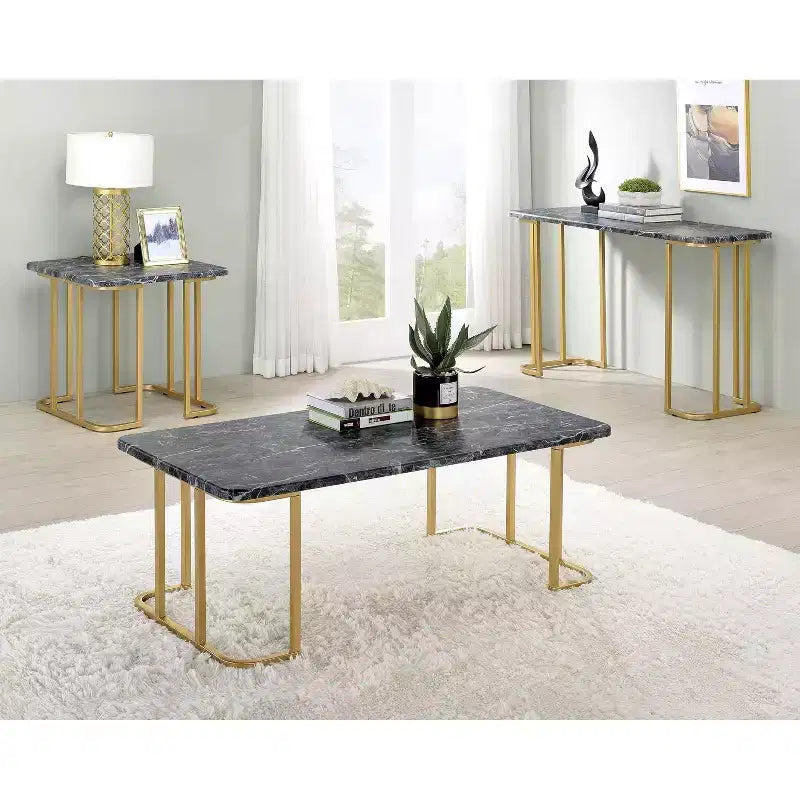 Set di tavolini con piano in finto marmo oro/nero: Struttura in metallo stile Mid-Century Modern, finitura a polvere