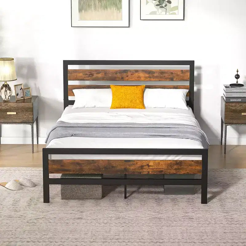 Struttura Letto a Piattaforma Industriale in Metallo Matrimoniale/Queen Testiera Rustica con Base per Materasso